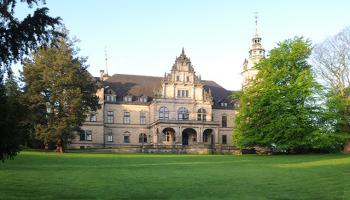 Schule Dr. Kurt Blindow BĂŒckeburg, Palais